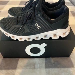 ON RUNNING, On Cloudswift, Black, Size 7, Good Used Condition